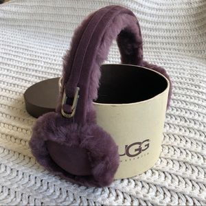 Ugg Earmuffs 💜